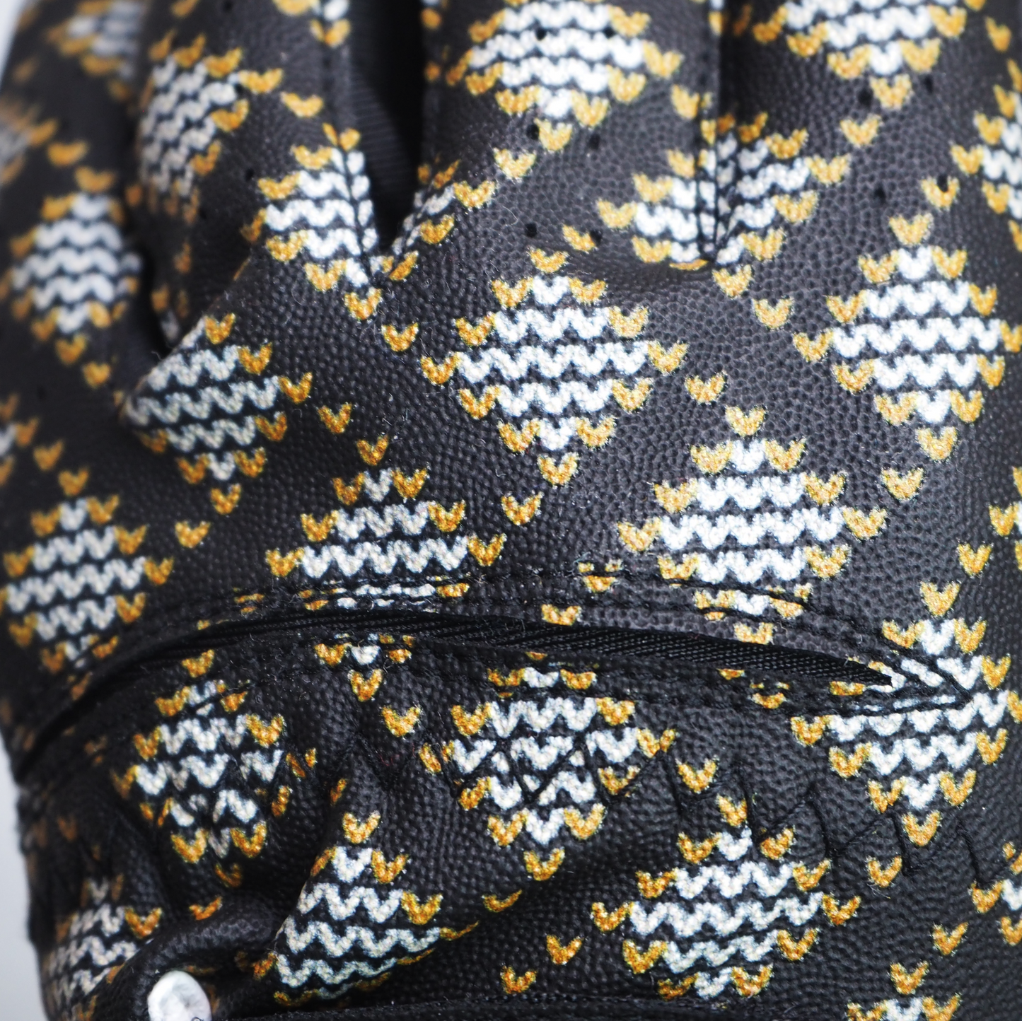 CHEVRA HERRING BLACK レディースゴルフグローブ左手/両手 シェブラへリンブラック  V5 ヘリンボーン