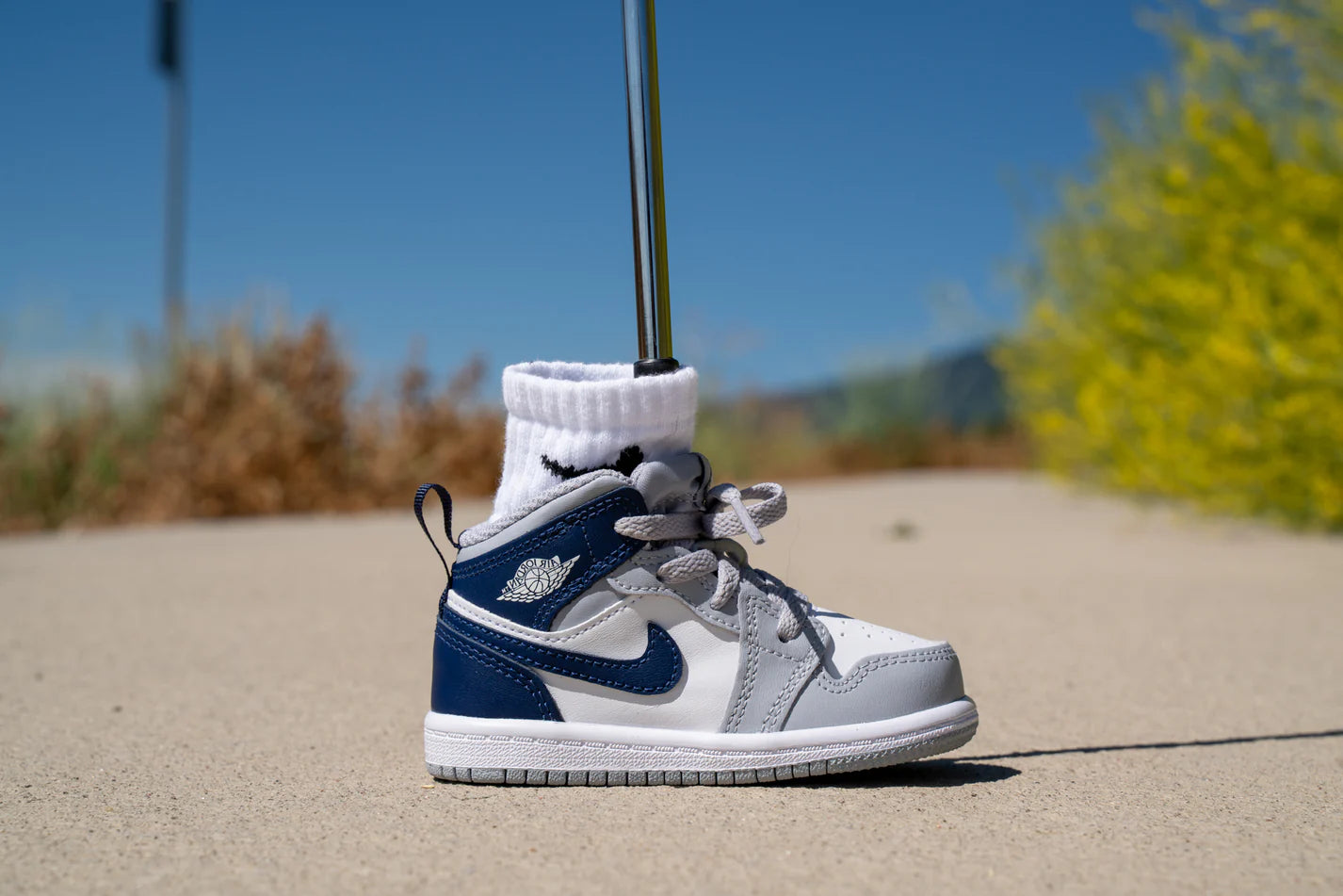 ✨究極のおしゃれ✨NIKE JORDAN1 MID ゴルフパターカバー スニーカーパターカバー/Jordan 1 Mid [MIDNIGHT WOLF] – STIFFCON