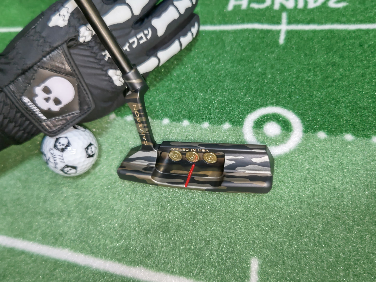 実弾リム搭載!スコッティキャメロン 33.5インチパター ブラックPVD+レーザーエッチングカモフラ仕上げ