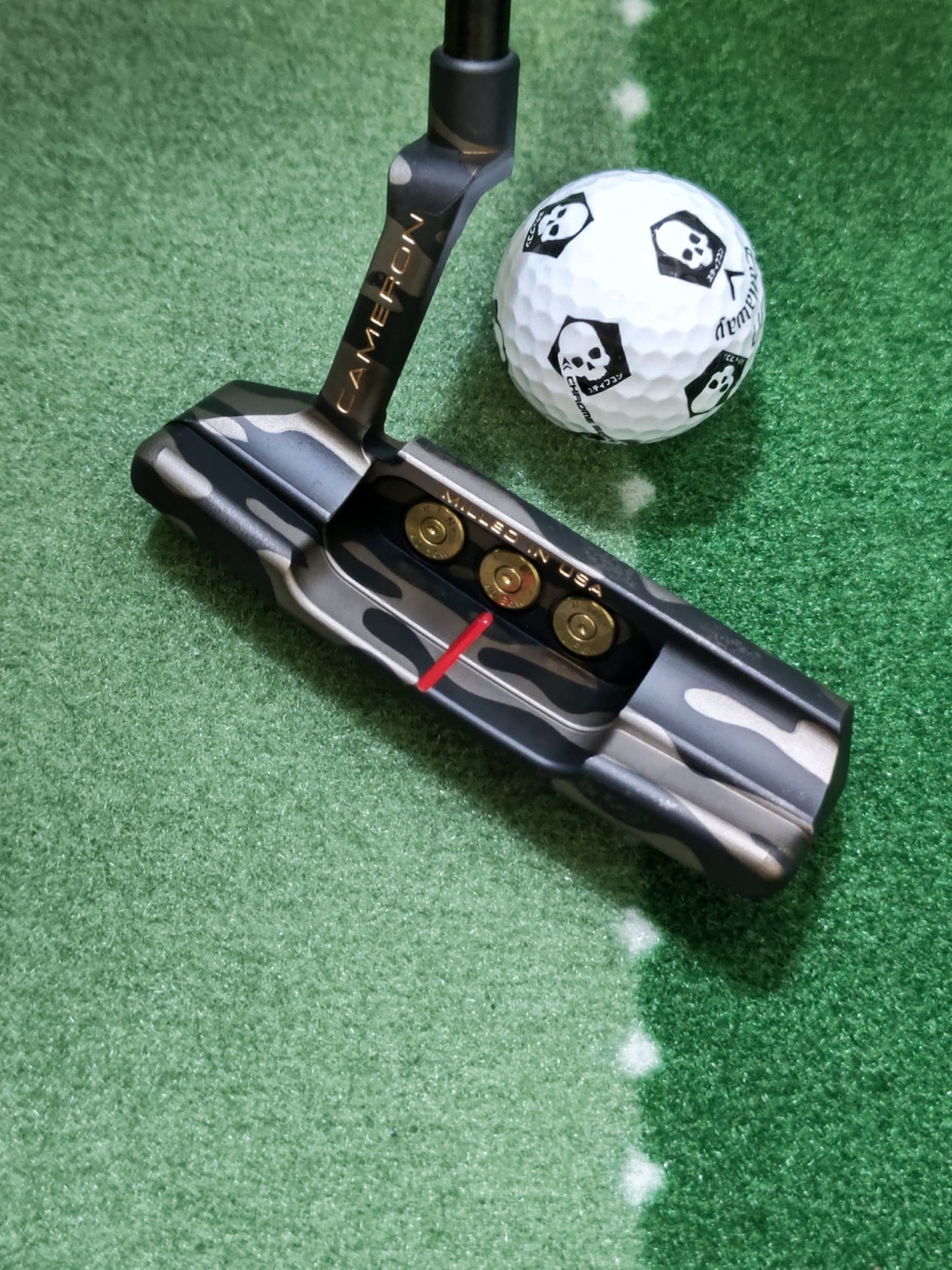 実弾リム搭載!スコッティキャメロン 33.5インチパター ブラックPVD+レーザーエッチングカモフラ仕上げ
