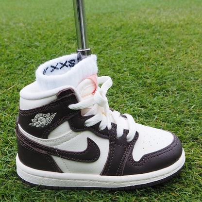 スニーカーパターカバー104 /Jordan 1 1Retro High OG [Baroque Brown and Sail]