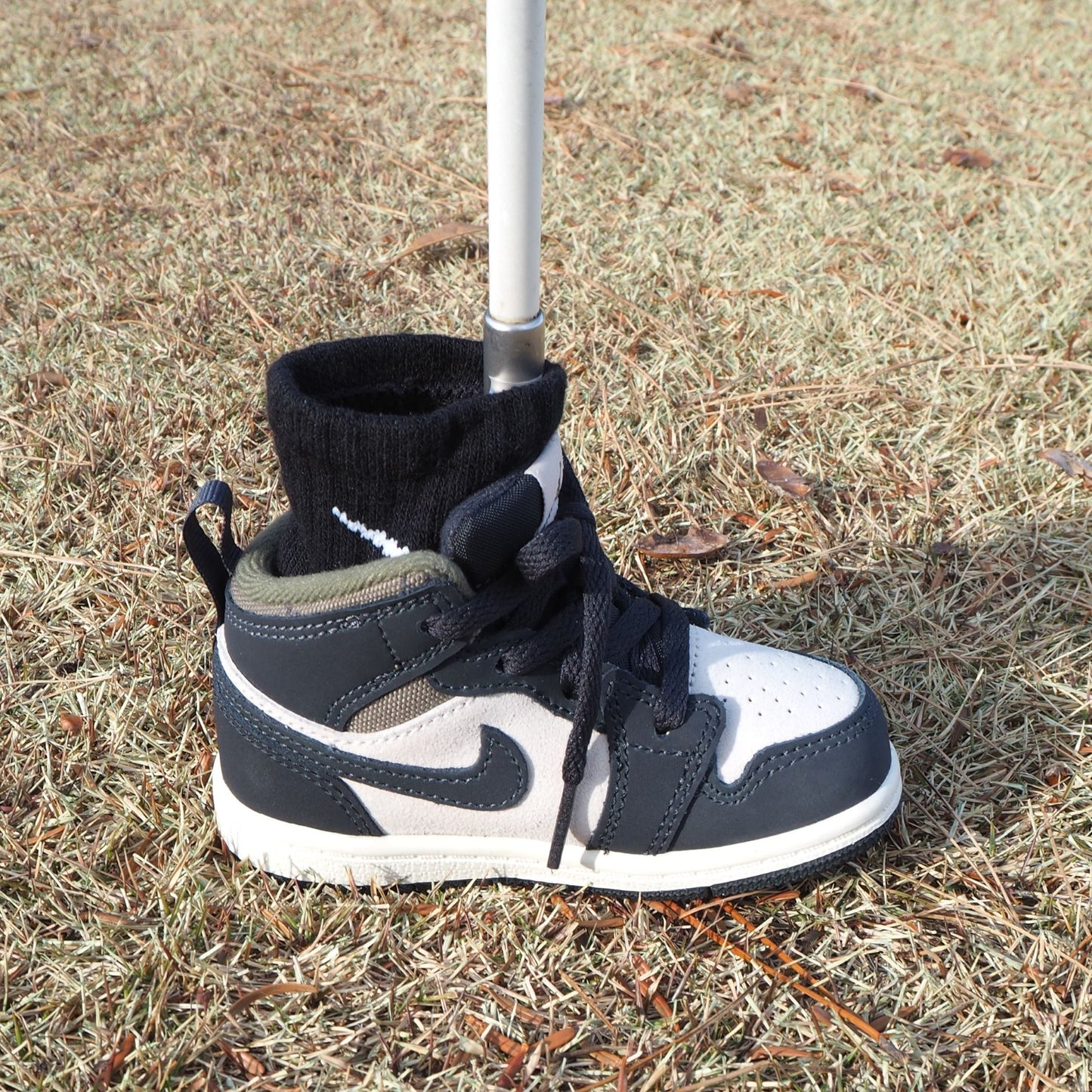 スニーカーパターカバー109 /Jordan 1 Mid SE [Light Orewood Brown]