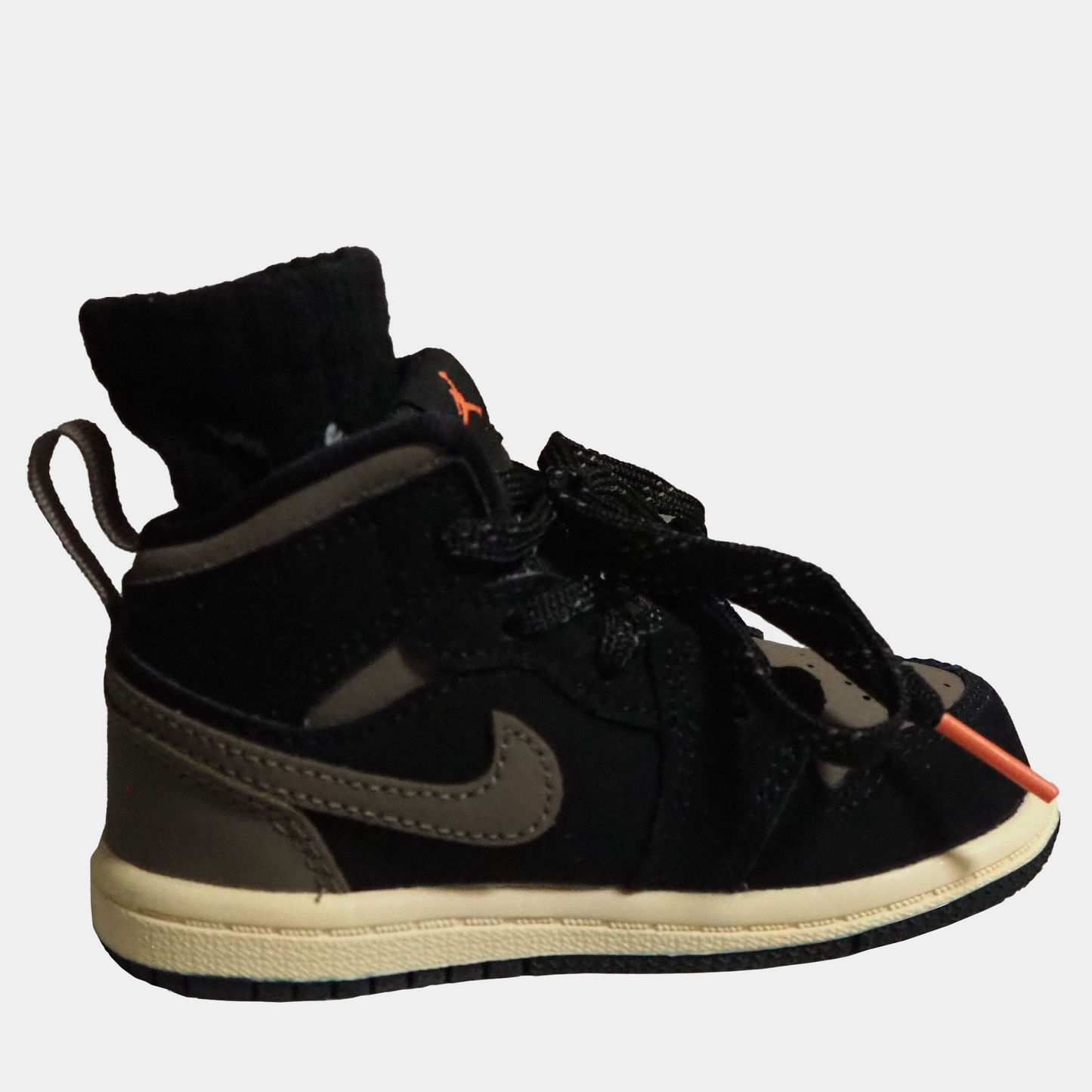 スニーカーパターカバー112 /Jordan 1 Mid SE [Black/Olive Gray]