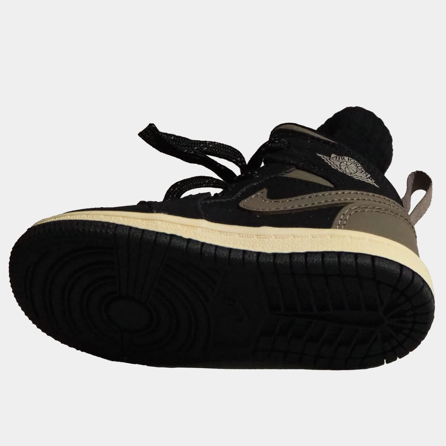 スニーカーパターカバー112 /Jordan 1 Mid SE [Black/Olive Gray]