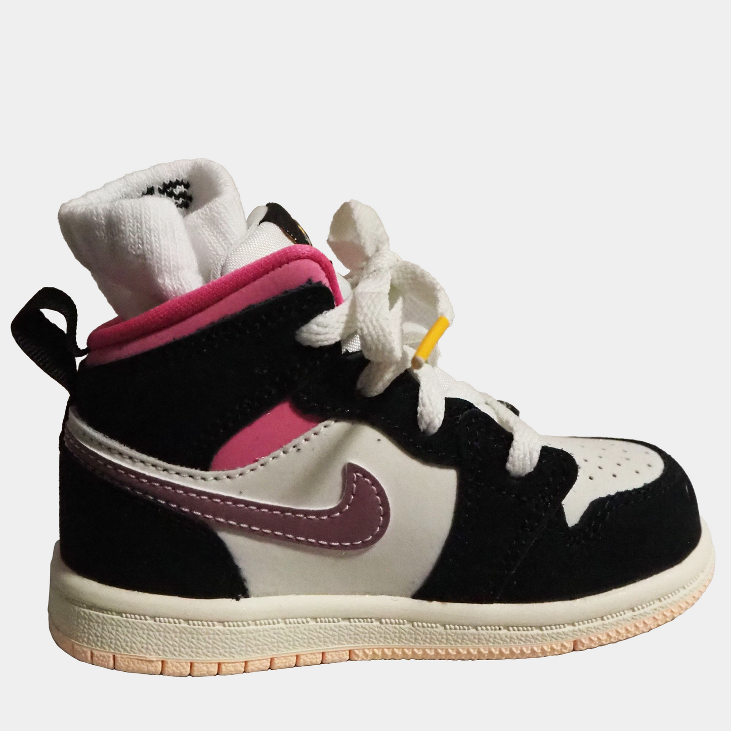 スニーカーパターカバー115 /Jordan 1 Mid SE [Black/Pink Cycle]