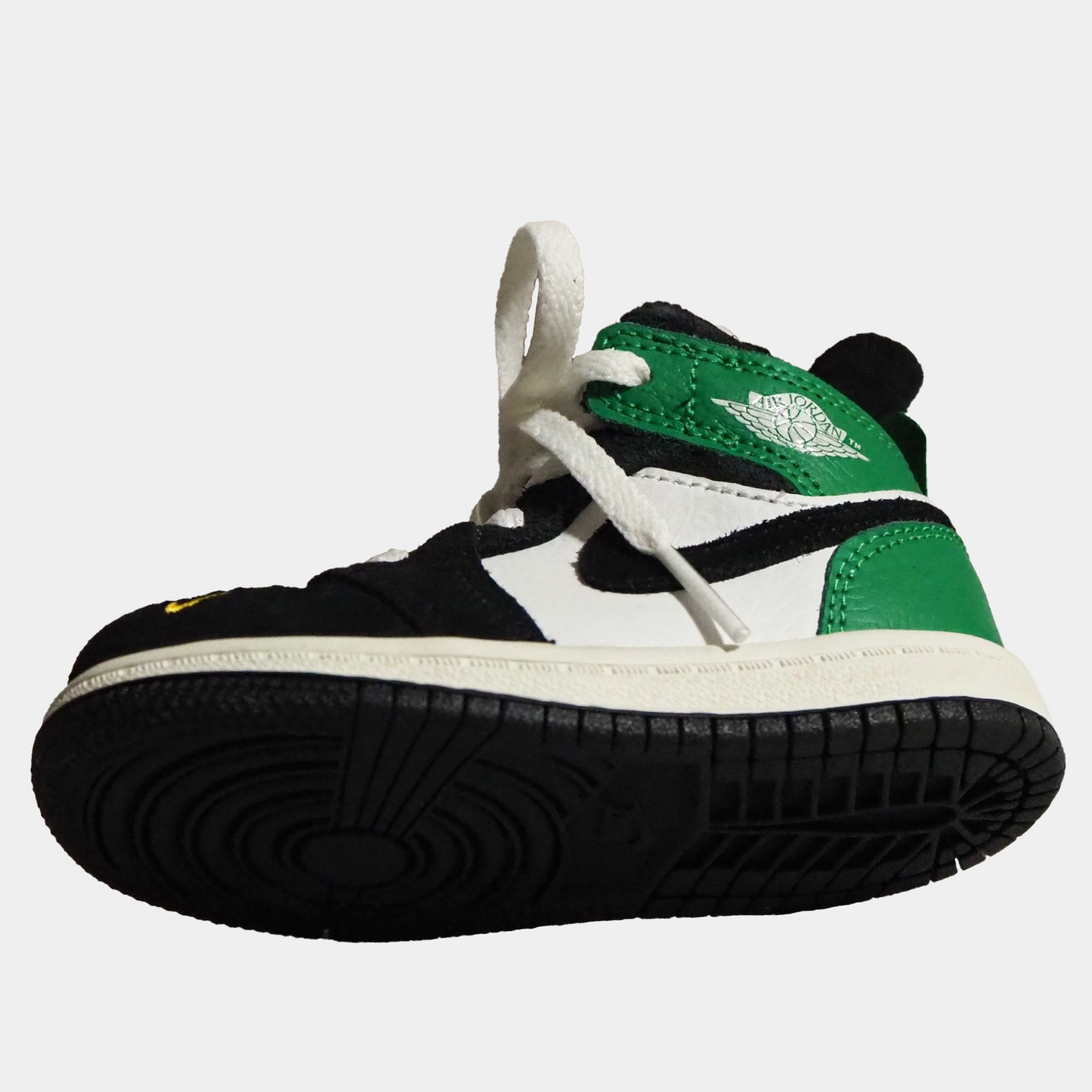 スニーカーパターカバー116 /Jordan 1 Mid SE [White/Lucky Green]