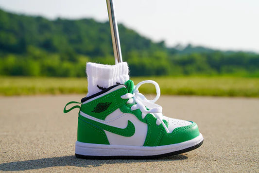 Sneaker putter cover/Jordan 1 Mid [WHITE LUCKY GREEN]