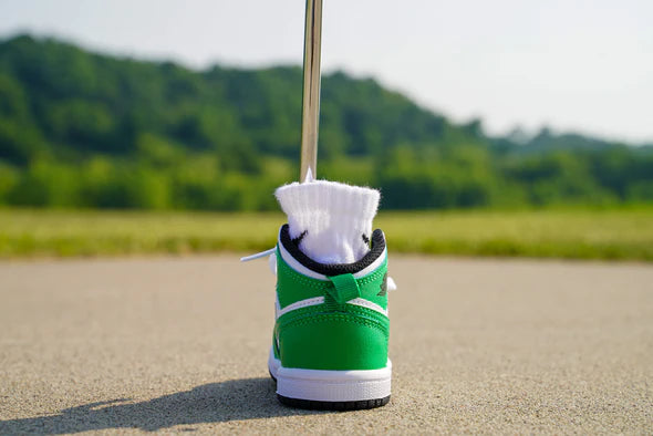 Sneaker putter cover/Jordan 1 Mid [WHITE LUCKY GREEN]