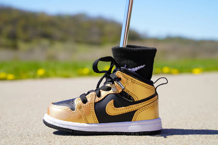 Sneaker putter cover/Jordan 1 Mid [IOWA HAWKEYE]