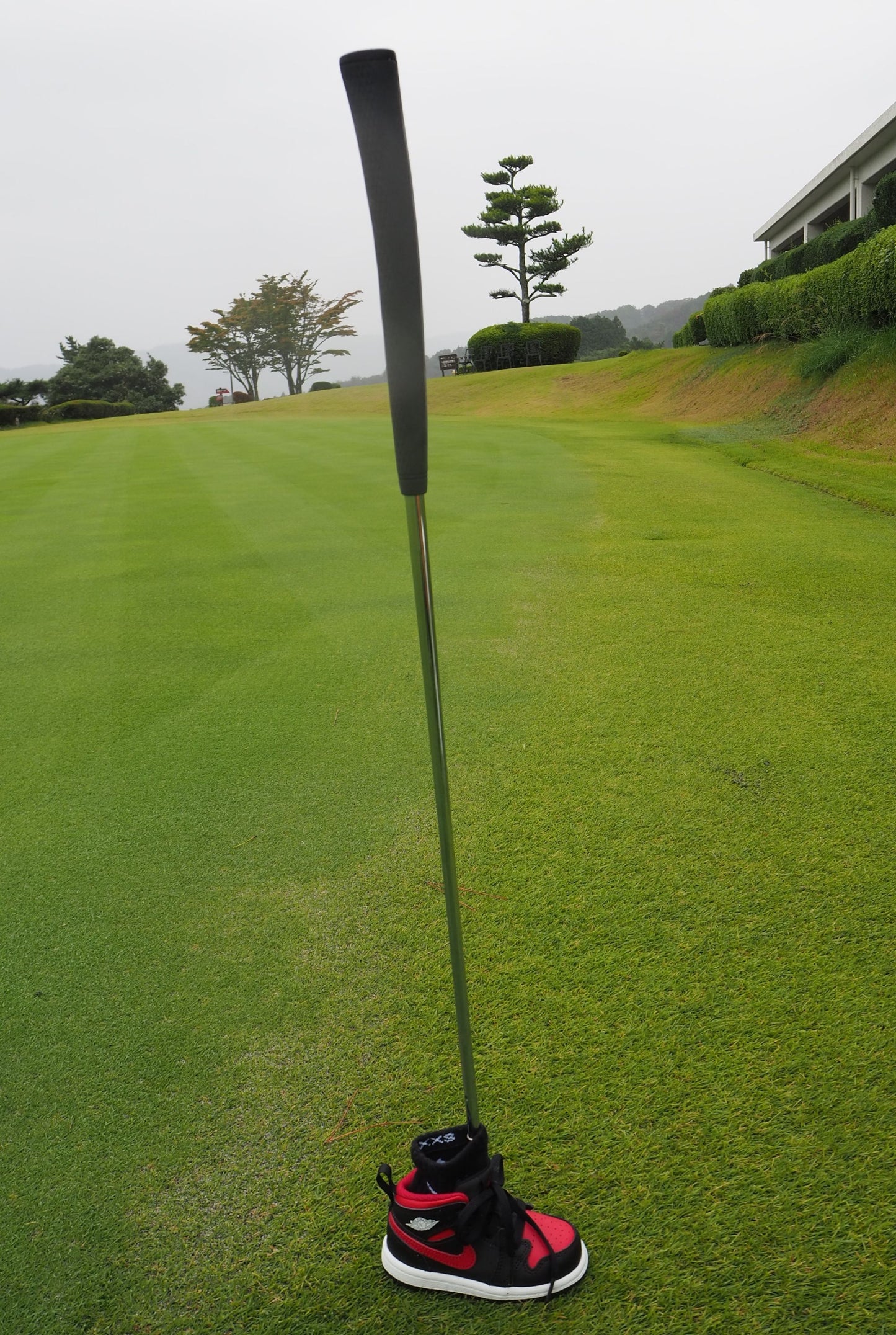 スニーカーパターカバー308/Jordan 1 Mid [BLK/VARSITY RED]