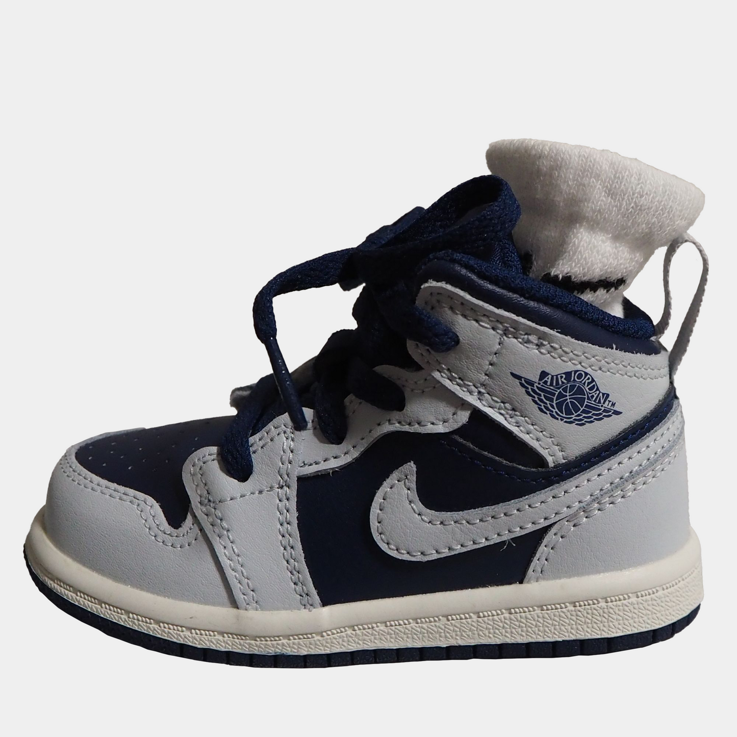 スニーカーパターカバー311 /Jordan 1 Mid [Blue Void/Summit White]