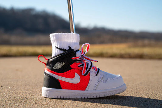 スニーカーパターカバー/Jordan 1 Mid SE [INFRARED 23]