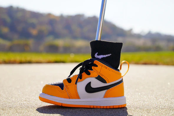 Sneaker putter cover/Jordan 1 Mid [IOWA HAWKEYE]